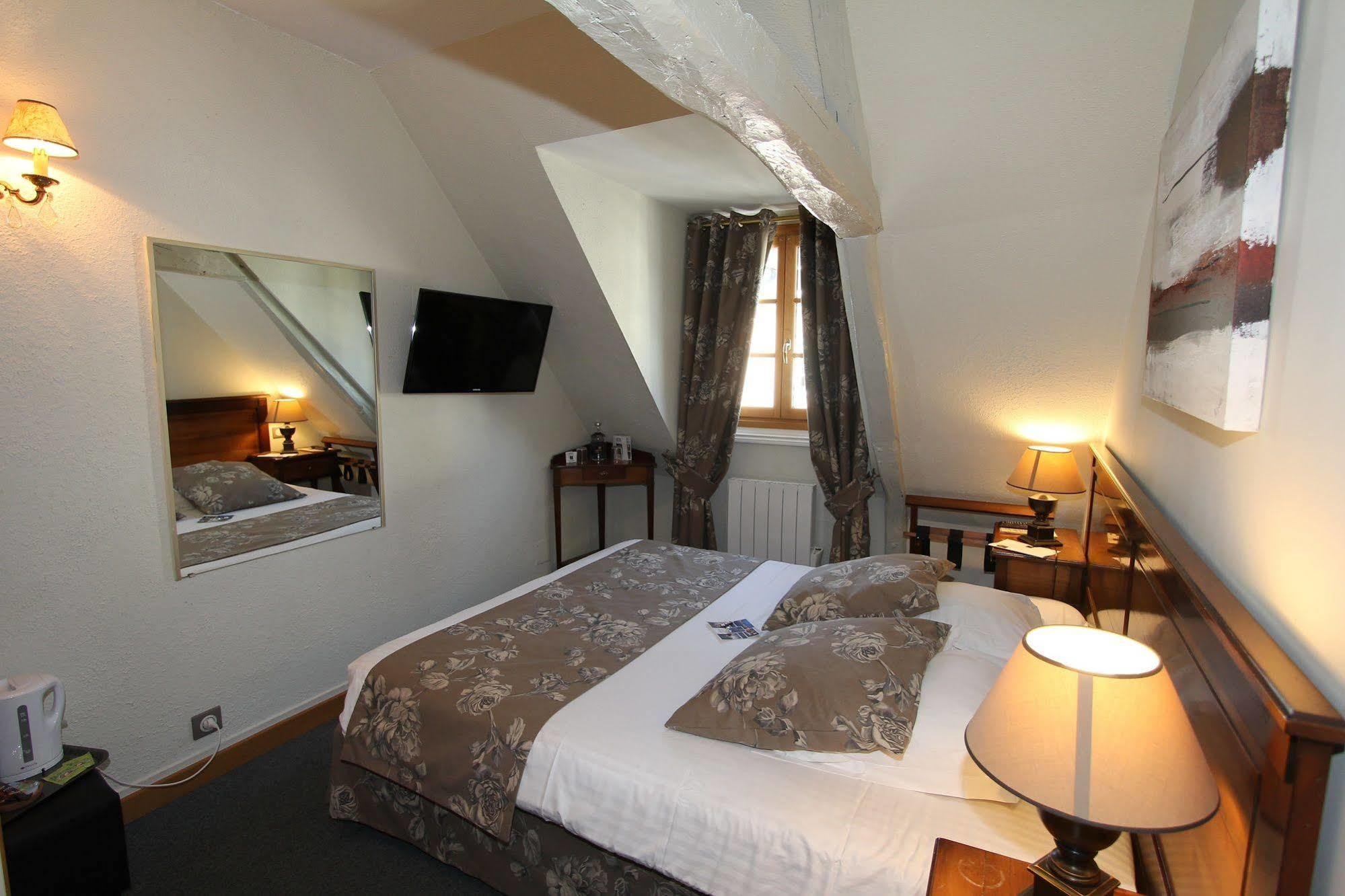 Entre Terre Et Mer Honfleur Exterior photo