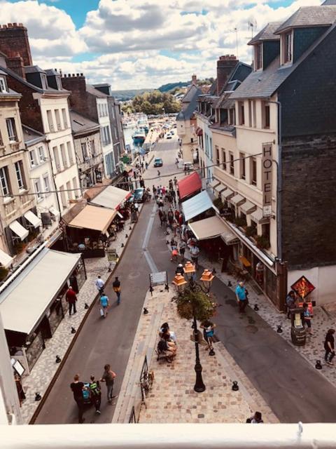 Entre Terre Et Mer Honfleur Exterior photo